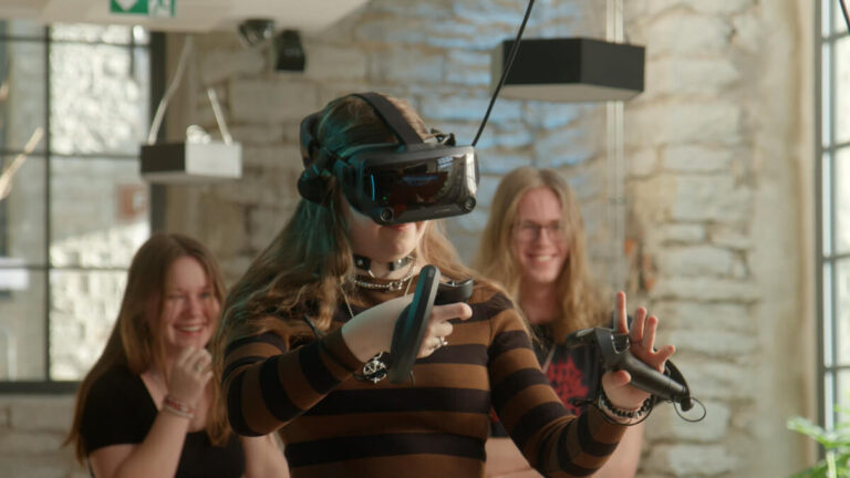 Player in VR MaruVR 768x432